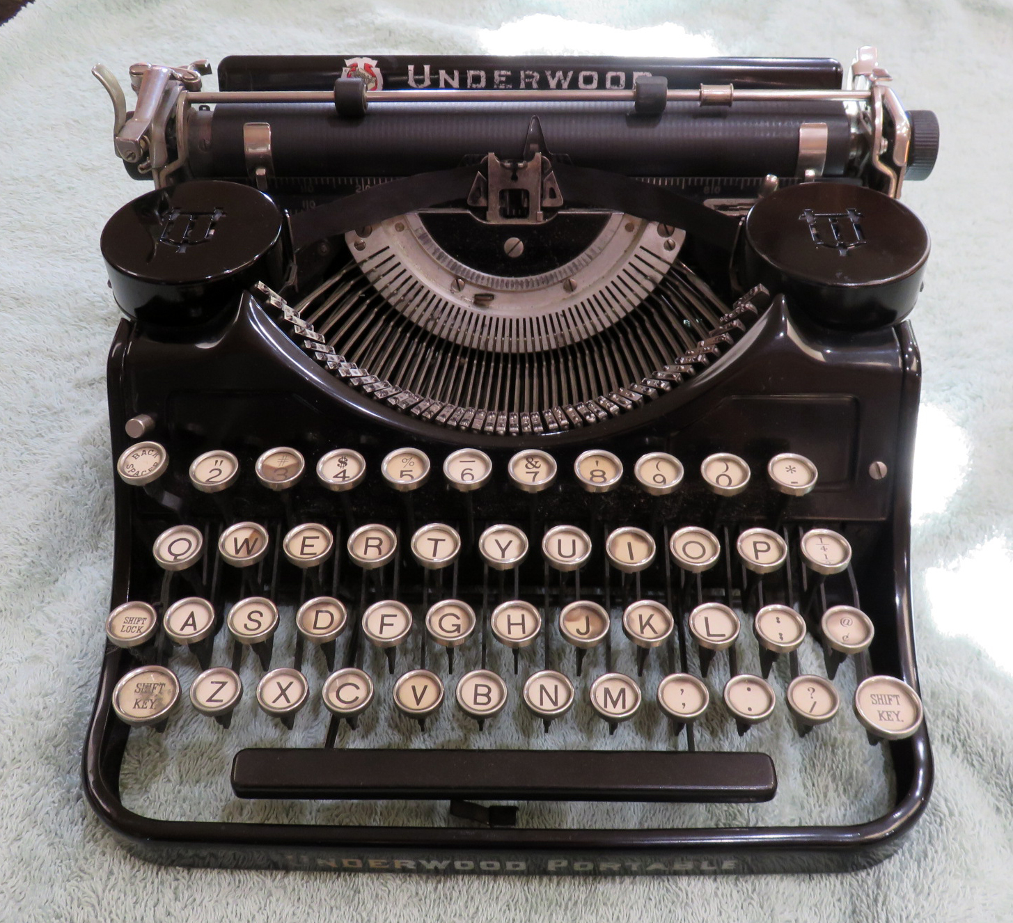 Underwood Typewriter Model F 1934